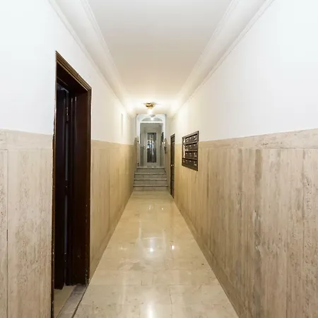 Trevi Area Penthouse Апартаменты Рим