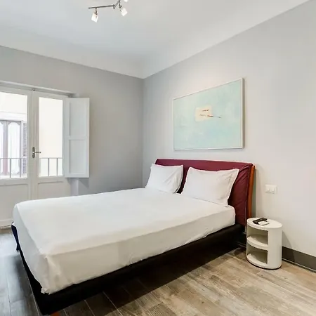 Trevi Area Penthouse *