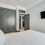 Trevi Area Penthouse *